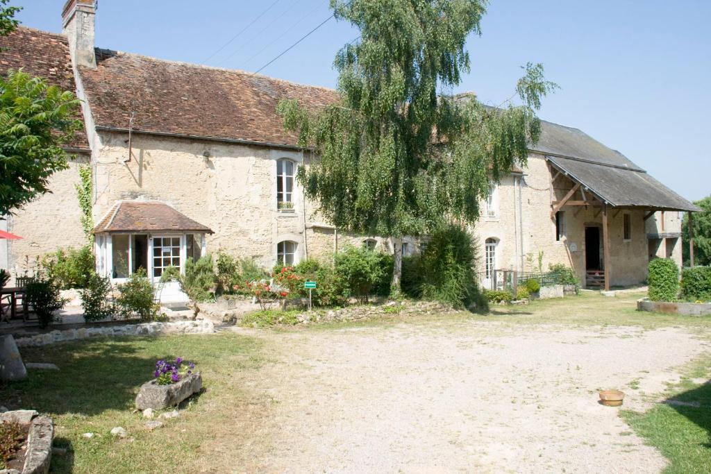 Bed and Breakfast La Vieille Ferme à Fresne-la-Mere Extérieur photo