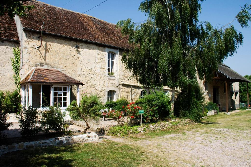 Bed and Breakfast La Vieille Ferme à Fresne-la-Mere Extérieur photo