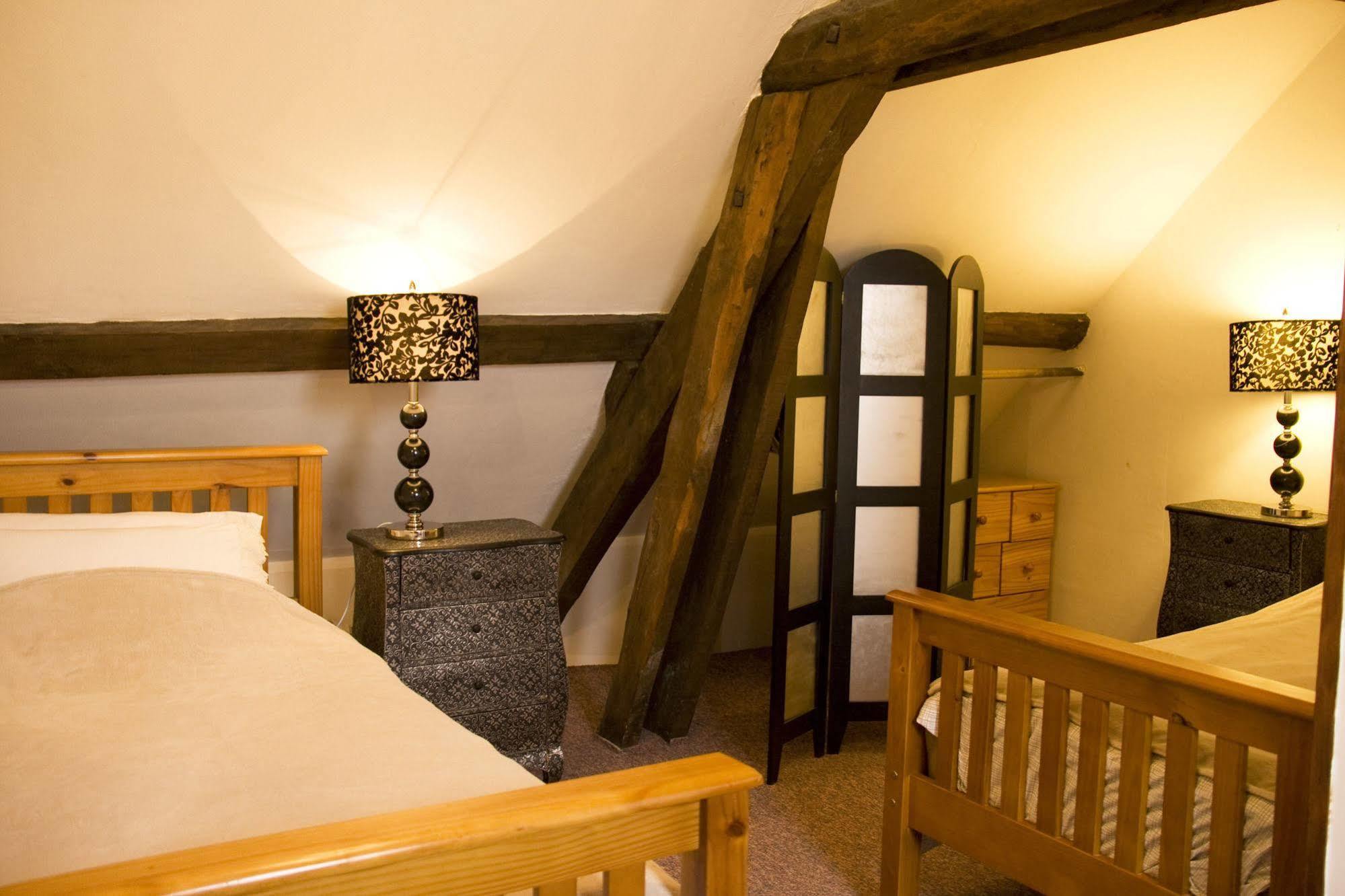 Bed and Breakfast La Vieille Ferme à Fresne-la-Mere Extérieur photo
